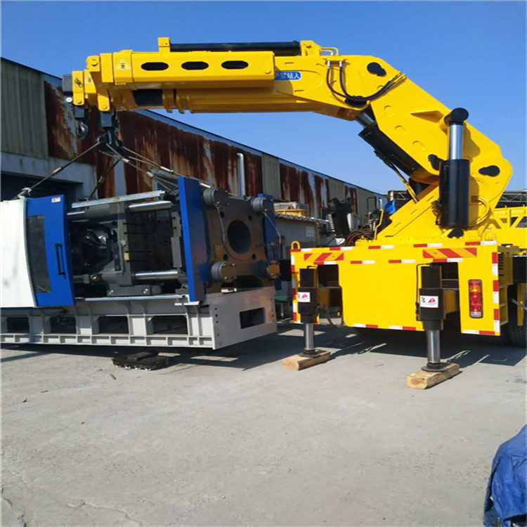 砀山县 大吨位折臂吊出租费用解析：一小时租赁多少钱